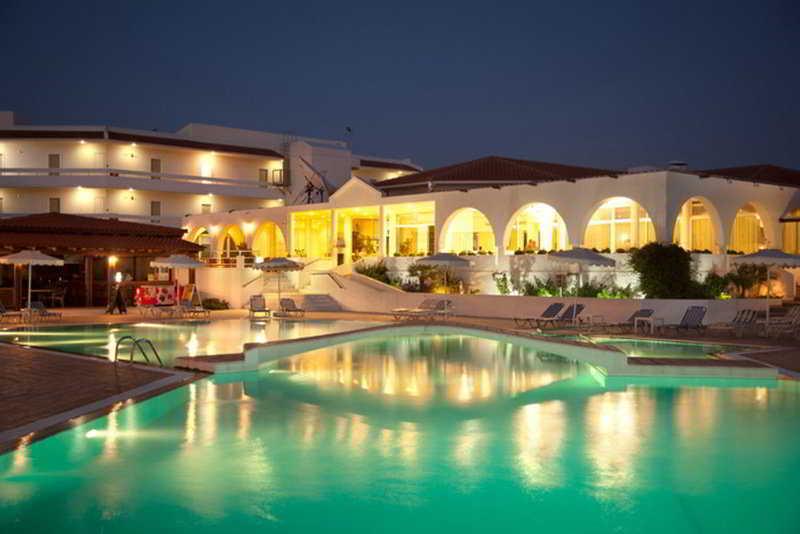Hotel Niriides Beach Kolymbia Bagian luar foto